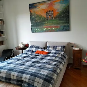 Stanza Nr 4 In Incantevole In Zona Solari Affittacamere Milano